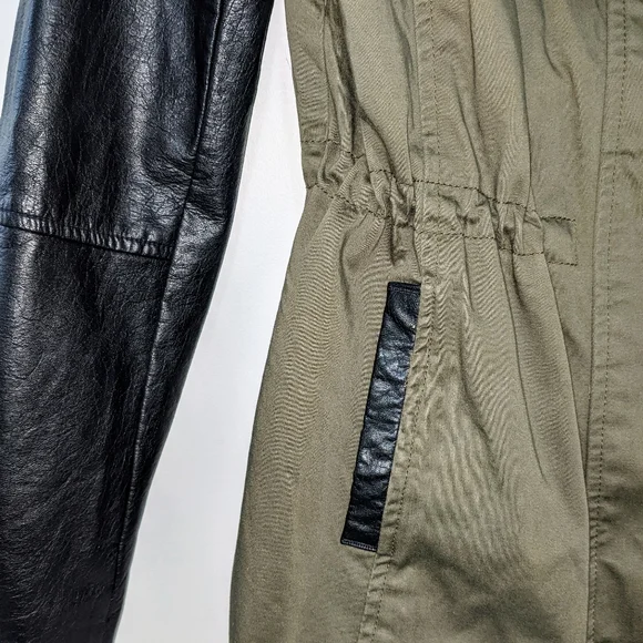 Utility Jacket - Picture 4 of 6